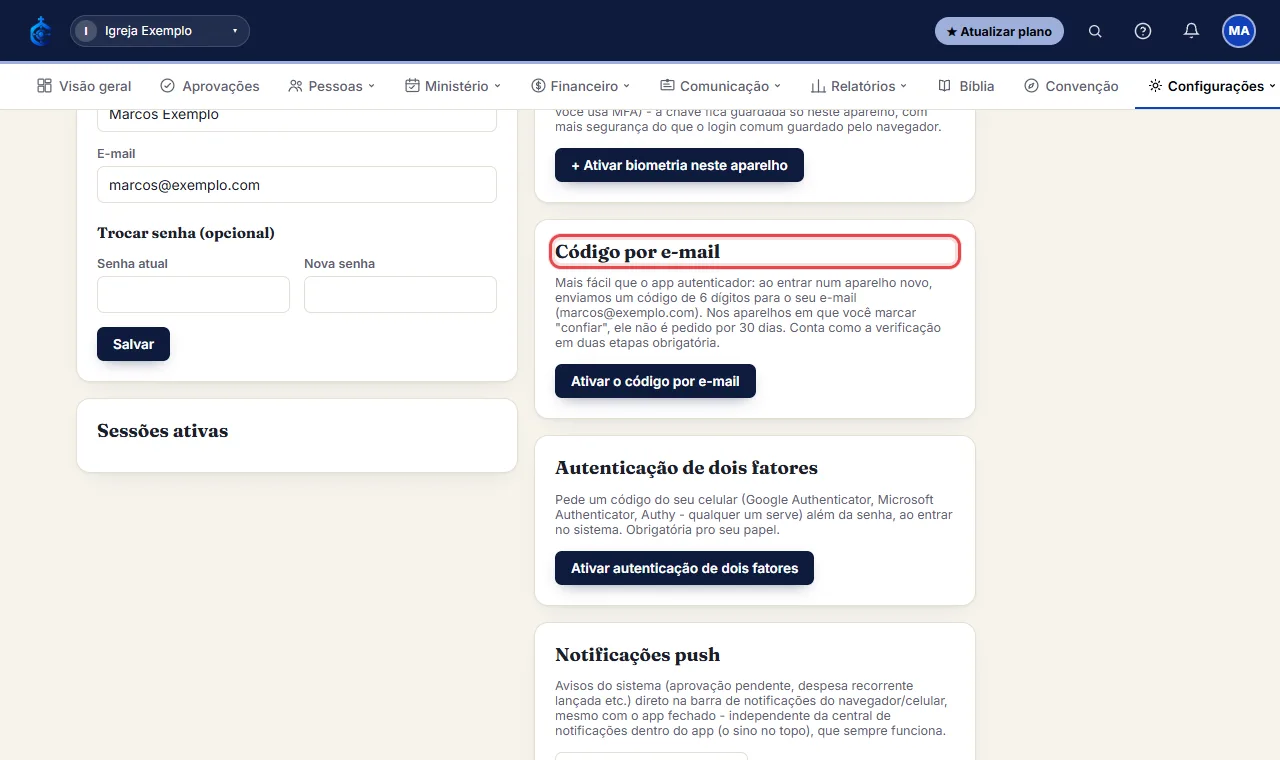 Digite o código, deixe marcado "Confiar neste aparelho por 30 dias" e clique em "Confirmar e ativar". Pronto: 